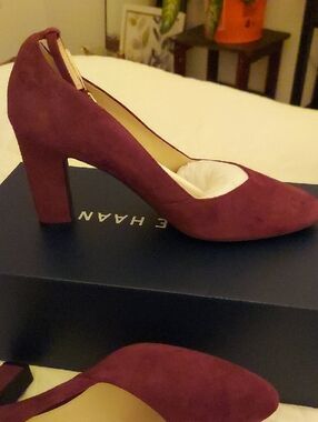 Cole Haan Kaelyn Size 10B Burgandy Suede Ankle Strap Heels W15561